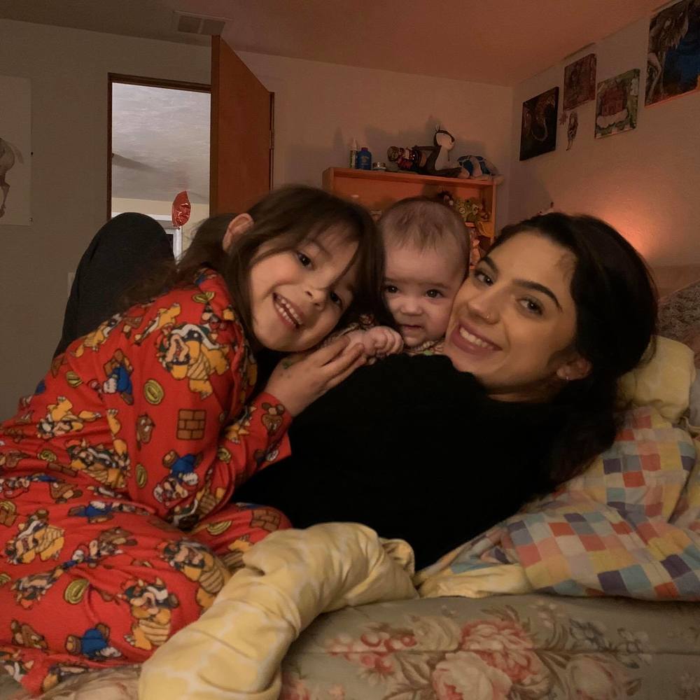 Meet your Posher, Avery